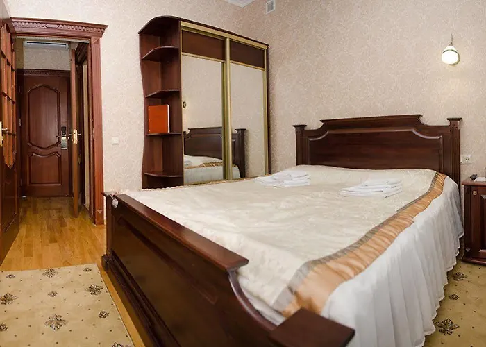 Hotel Naftusya 3*