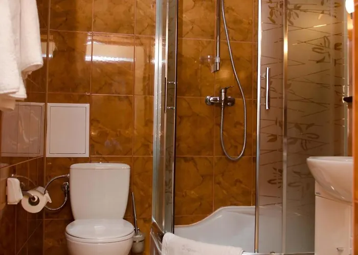 Naftusya Hotel 3*